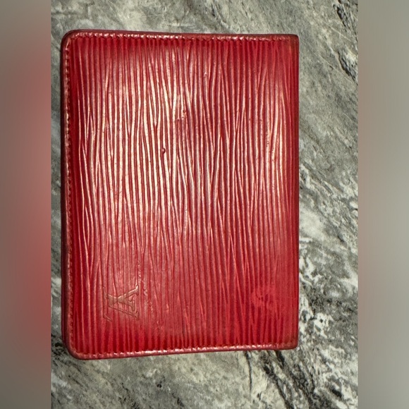Authentic Vintage Louis Vuitton red epi card case - Picture 1 of 5